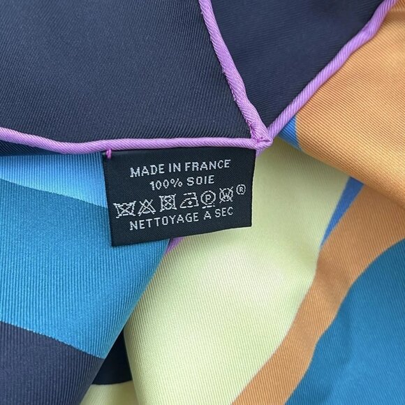 HERMES Carre 90 Black Multicolor Scarf 529-071225 - Picture 6 of 6